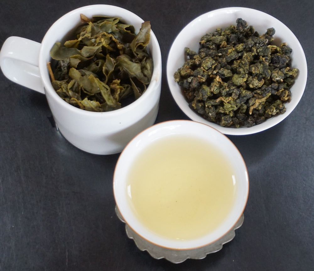 Big Leaf Golden Lily Oolong Tea